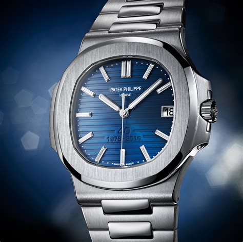 patek philippe nautilus ราคา.